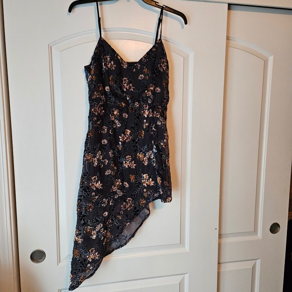 Lulus Dresses & Skirts - Lulus Dress Evenings w/ You Velvet Burnout Floral Size Medium Fairy Whimsigoth